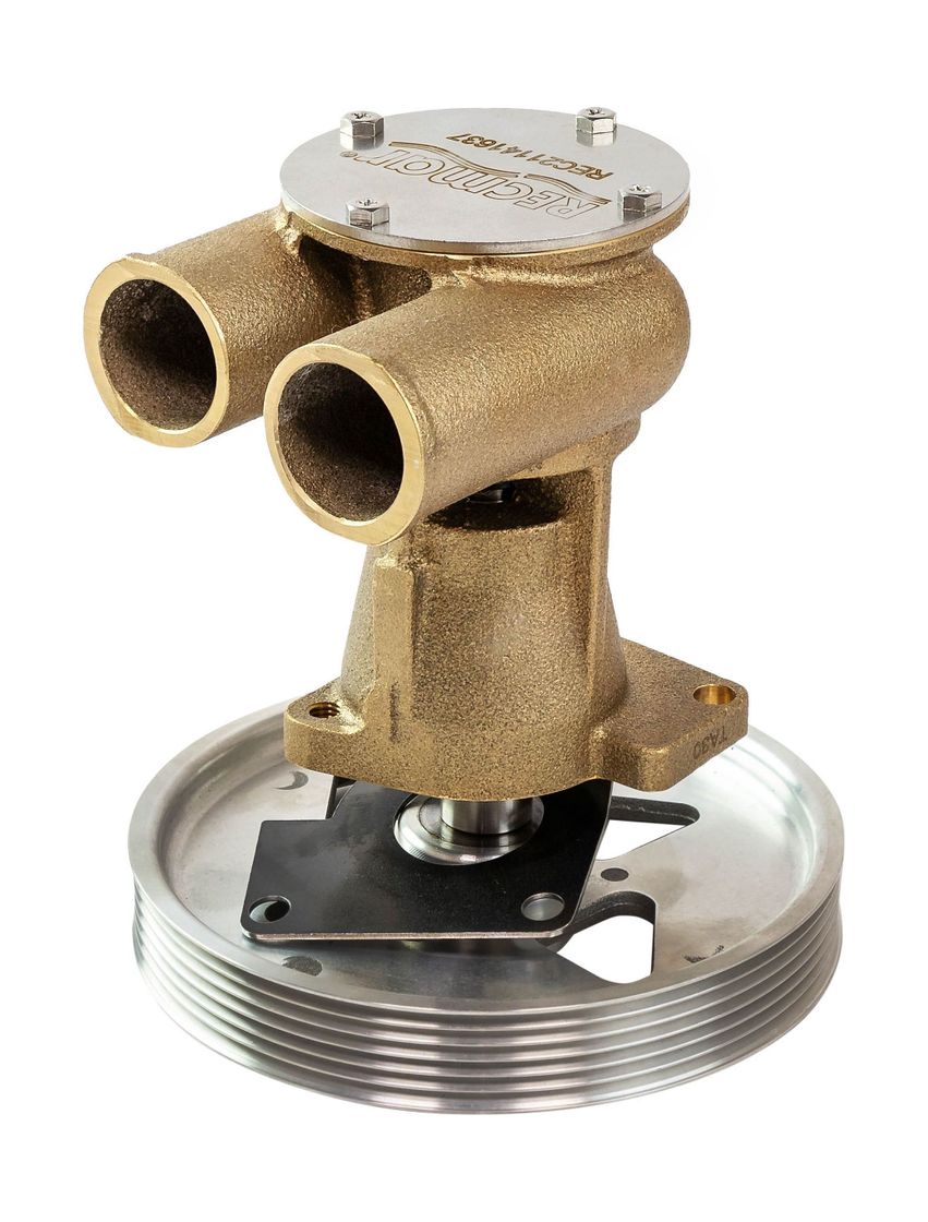 Помпа водяная Volvo Penta D3-110\130\160\190, Recmar