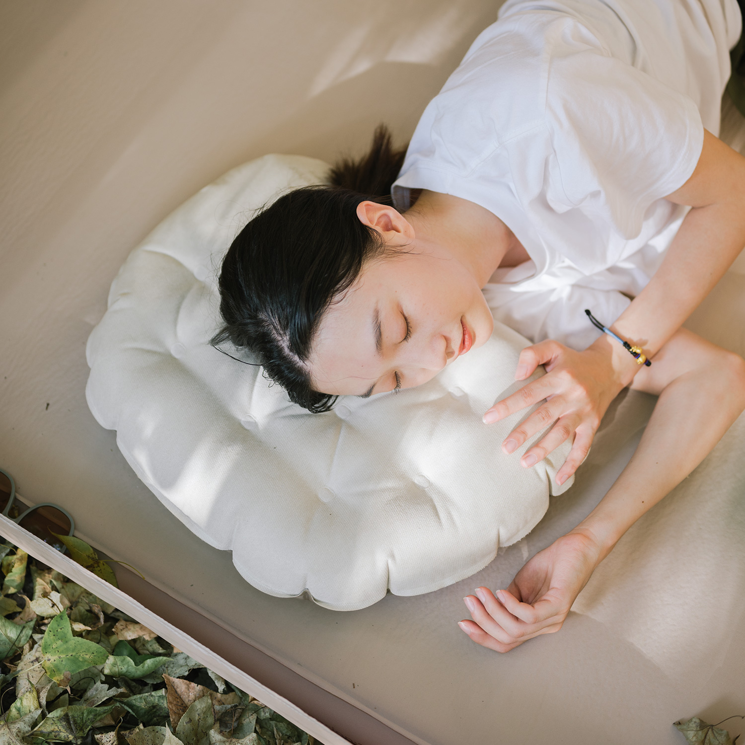 картинка Надувная подушка Naturehike CNH22ZT009 бежевый