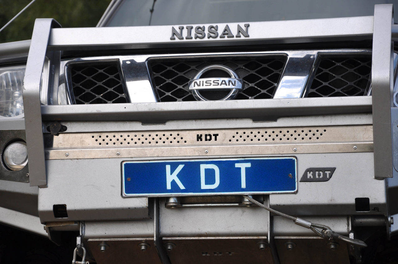 картинка Передний силовой бампер без кенгурина "Спорт" Nissan Patrol