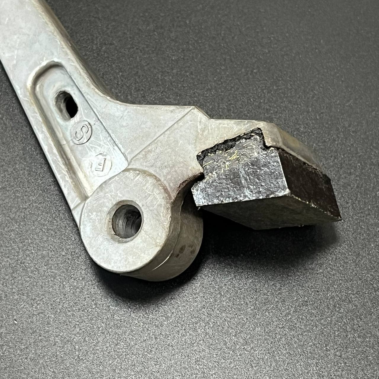 картинка Тормозная колодка внутренняя Yamaha BR250  (Yamaha)