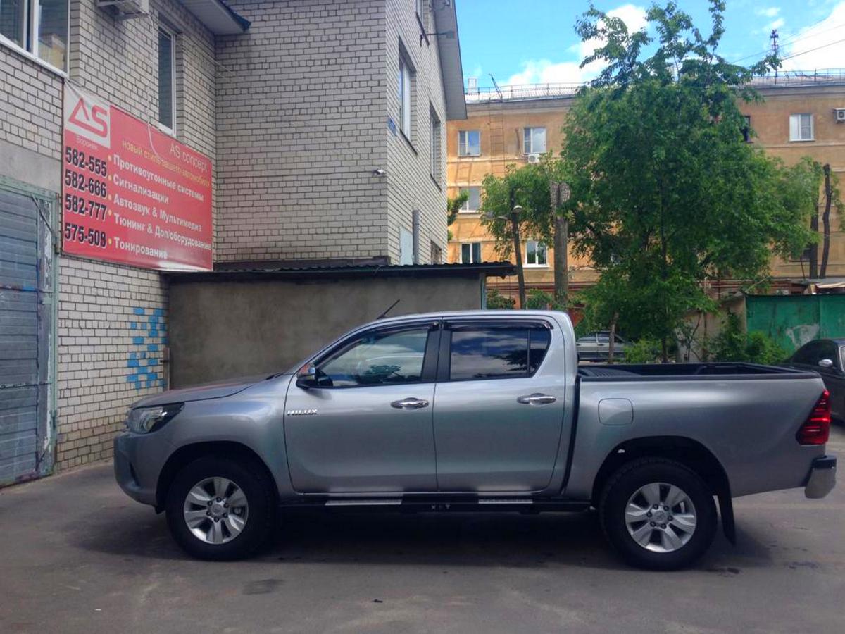 картинка Пороги силовые KDT для Toyota Hilux II поколения алюминий