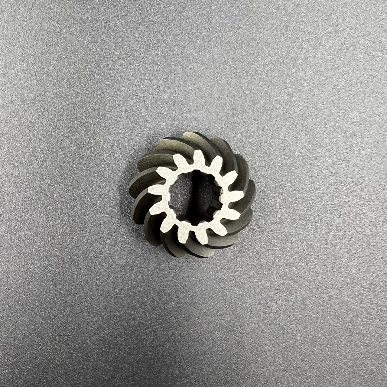 картинка Шестерня пиньон Tohatsu 8-9.8 (KACAWA)