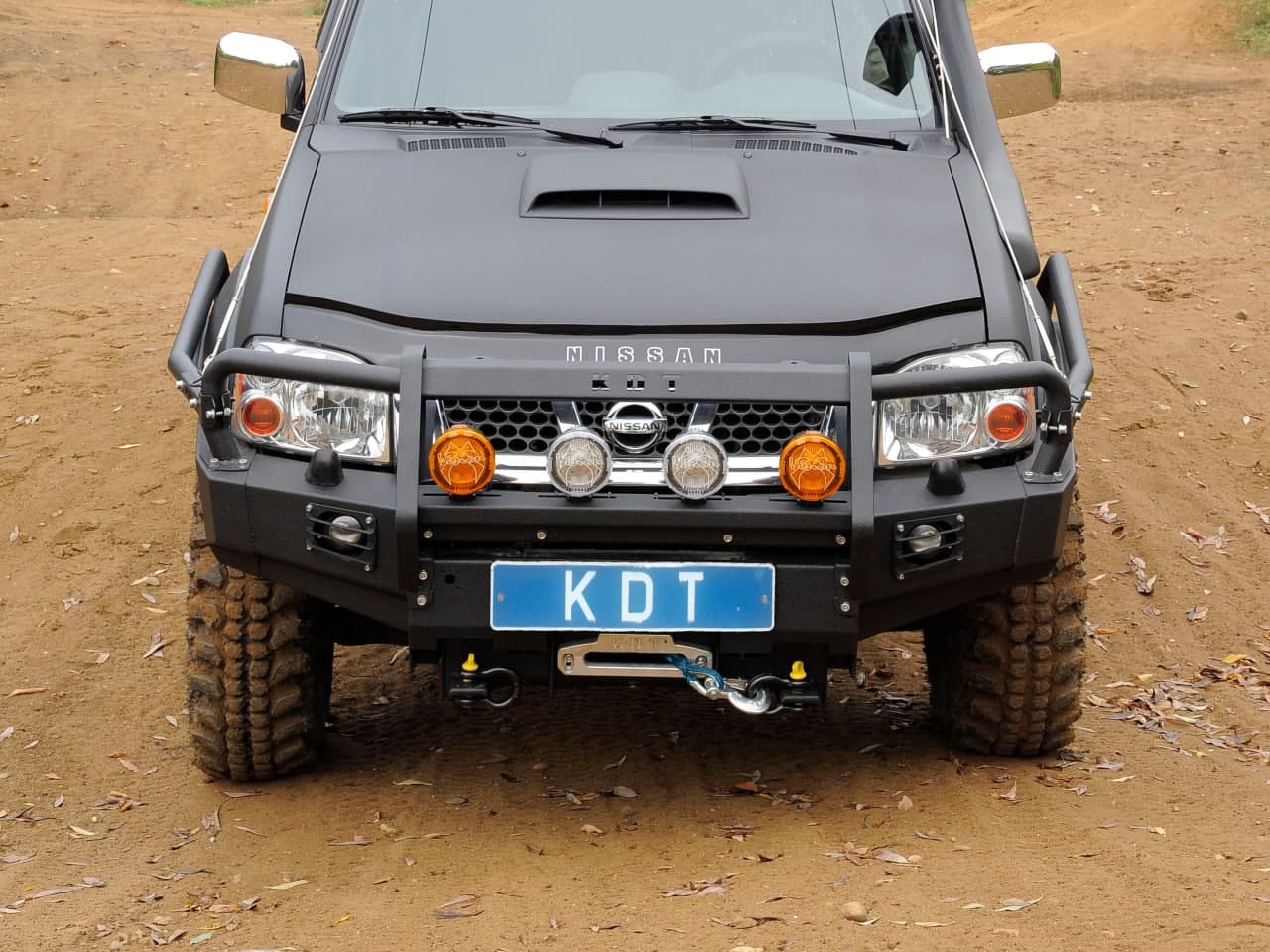 картинка Защита противотуманных фонарей KDT для Toyota Hilux