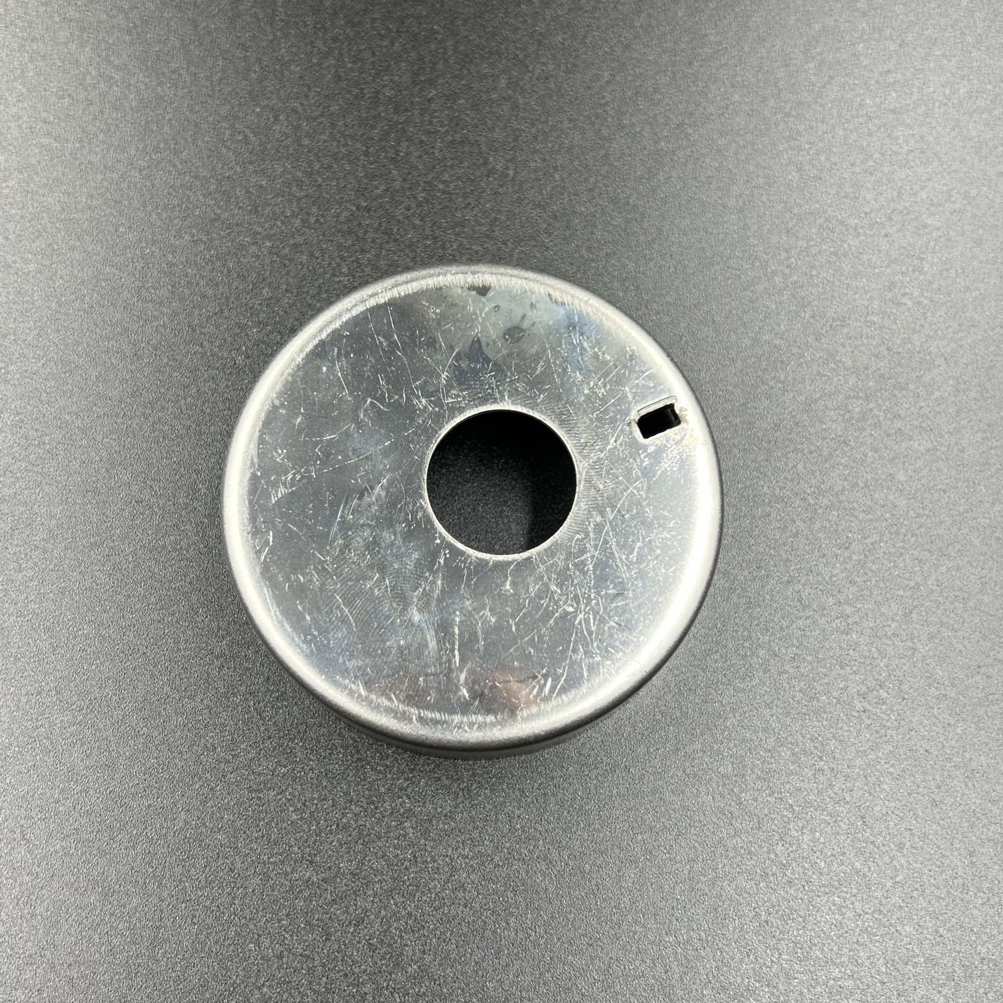 картинка Стакан помпы охлаждения Suzuki DF40-60(A); DF25 (V-Twin) (Kacawa)