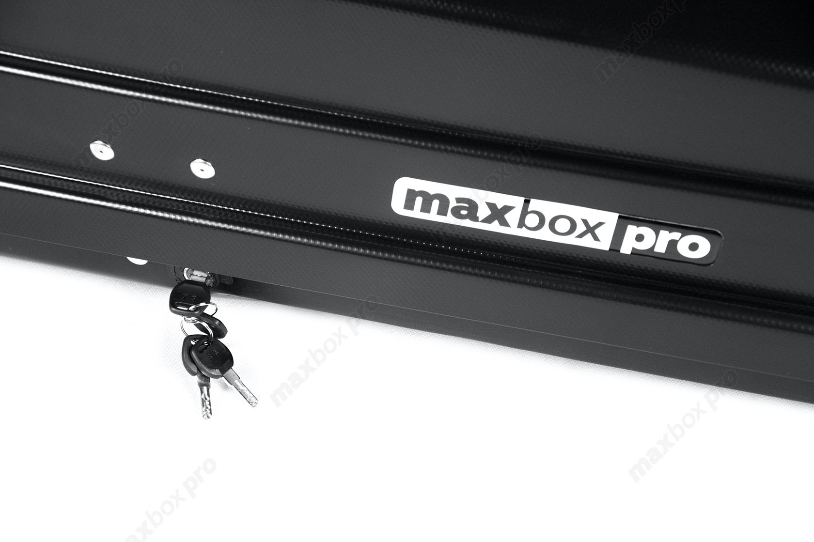 картинка Автобокс MaxBox PRO 460 (средний) карбон черный