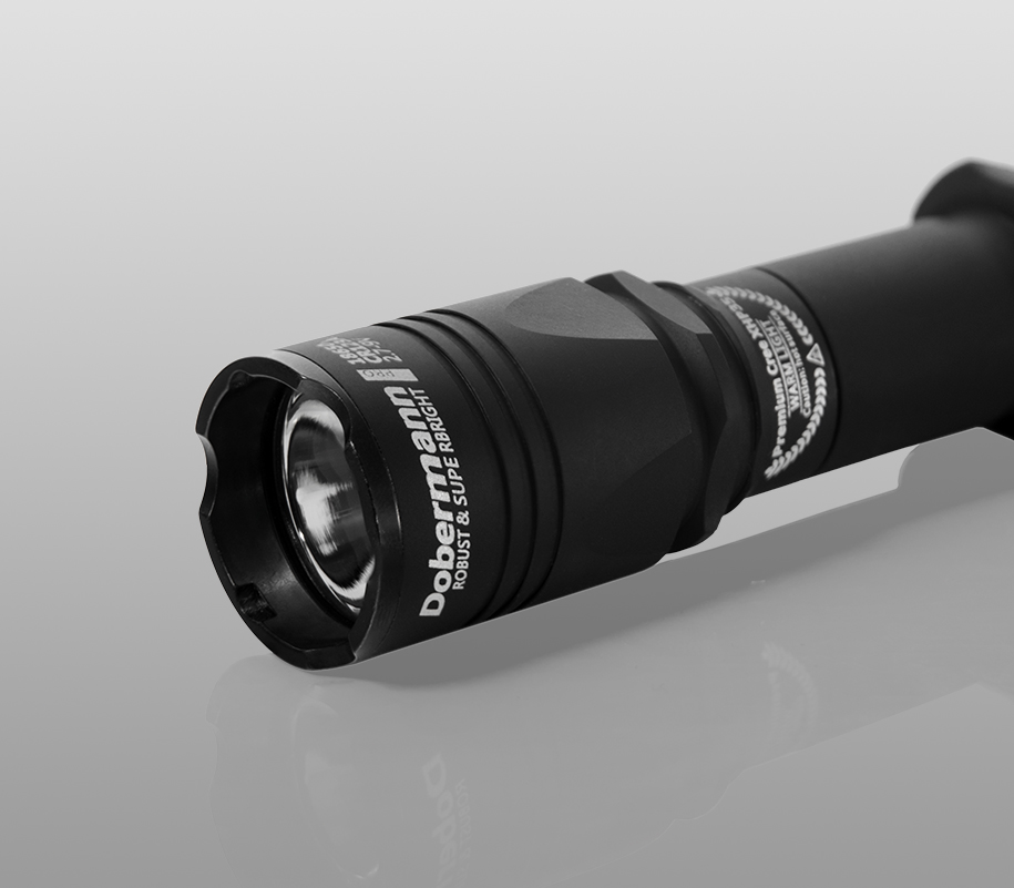 картинка Фонарь ARMYTEK Dobermann Pro XHP35 HI  ТЕПЛЫЙ