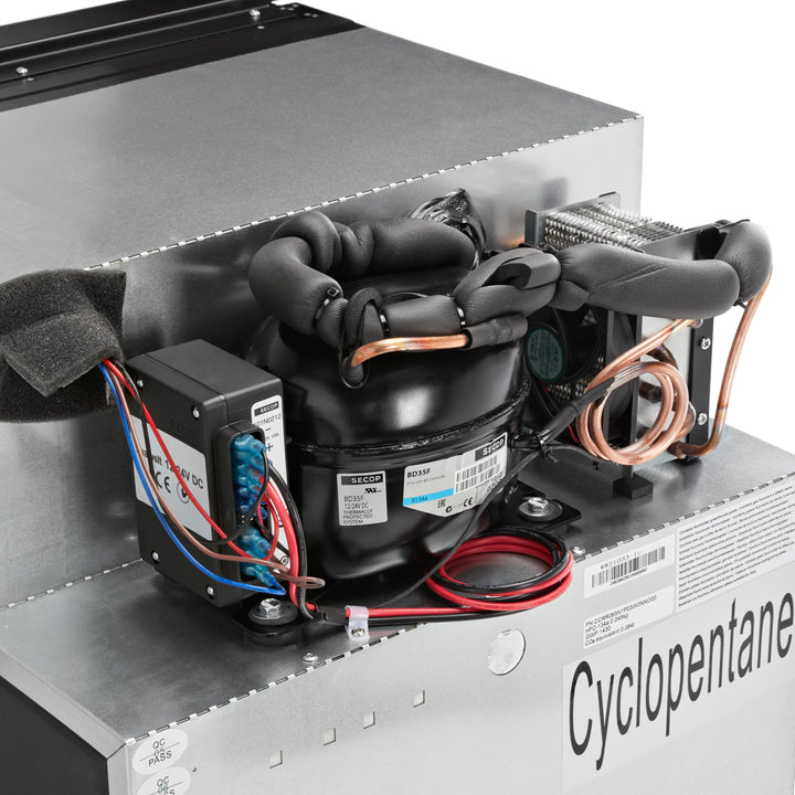 картинка Холодильник автомобильный CRUISE 65 12/24В