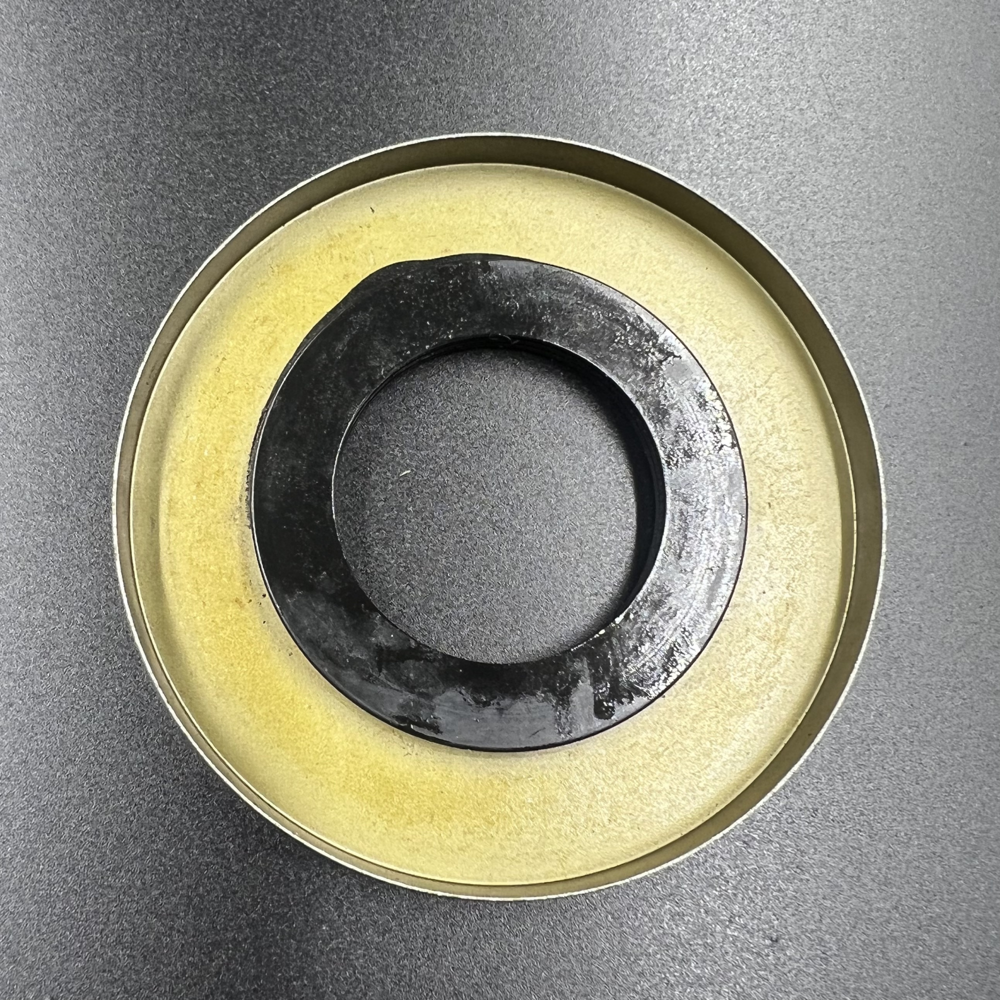 картинка Сальник карданного вала Mercruiser Alpha/Bravo (Omax)