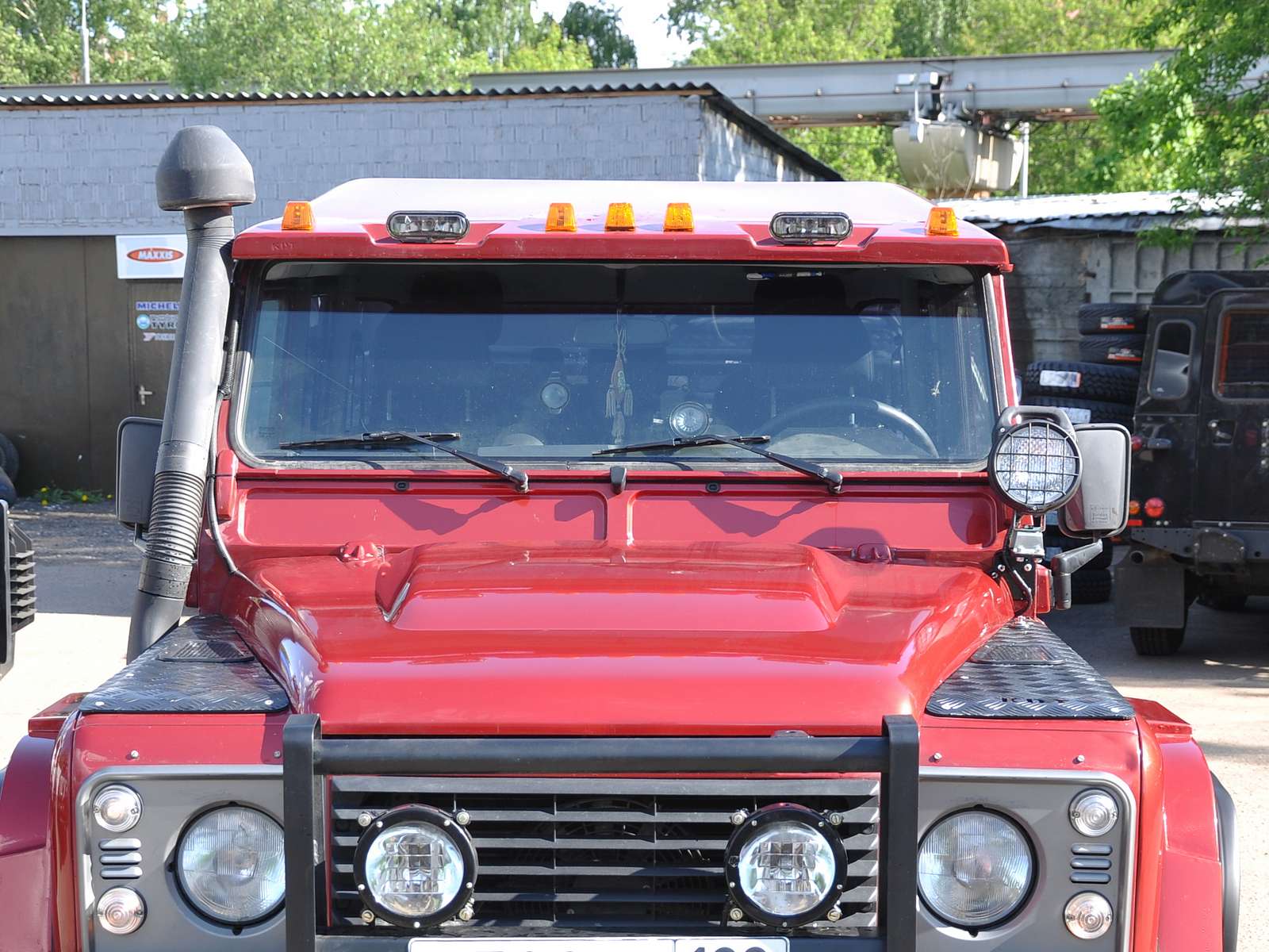 картинка Защита крыльев KDT Land Rover Defender 110/90 (накладки)