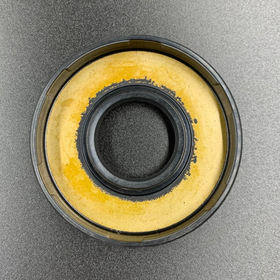 картинка Сальник Mercury (26-8036671; 350-01215-5) (25x62x9.5) (Omax)