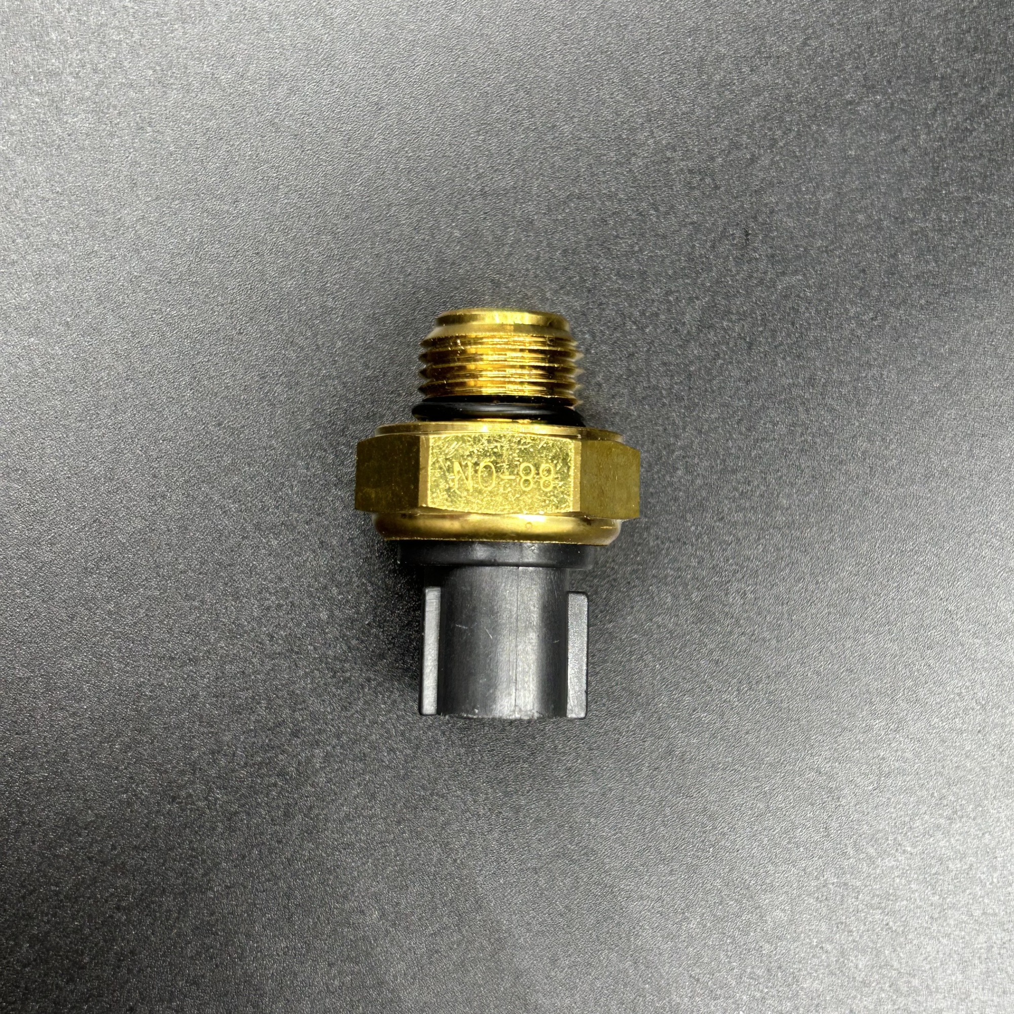 картинка Датчик включения вентилятора CFM X5/X6/X8 (7020-150600) (ZIBO)