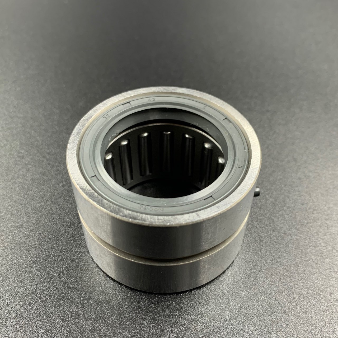 картинка Подшипник роликовый коленвала Yamaha 25-30G (61T) до 2001г (32x48x32) (Sinera)