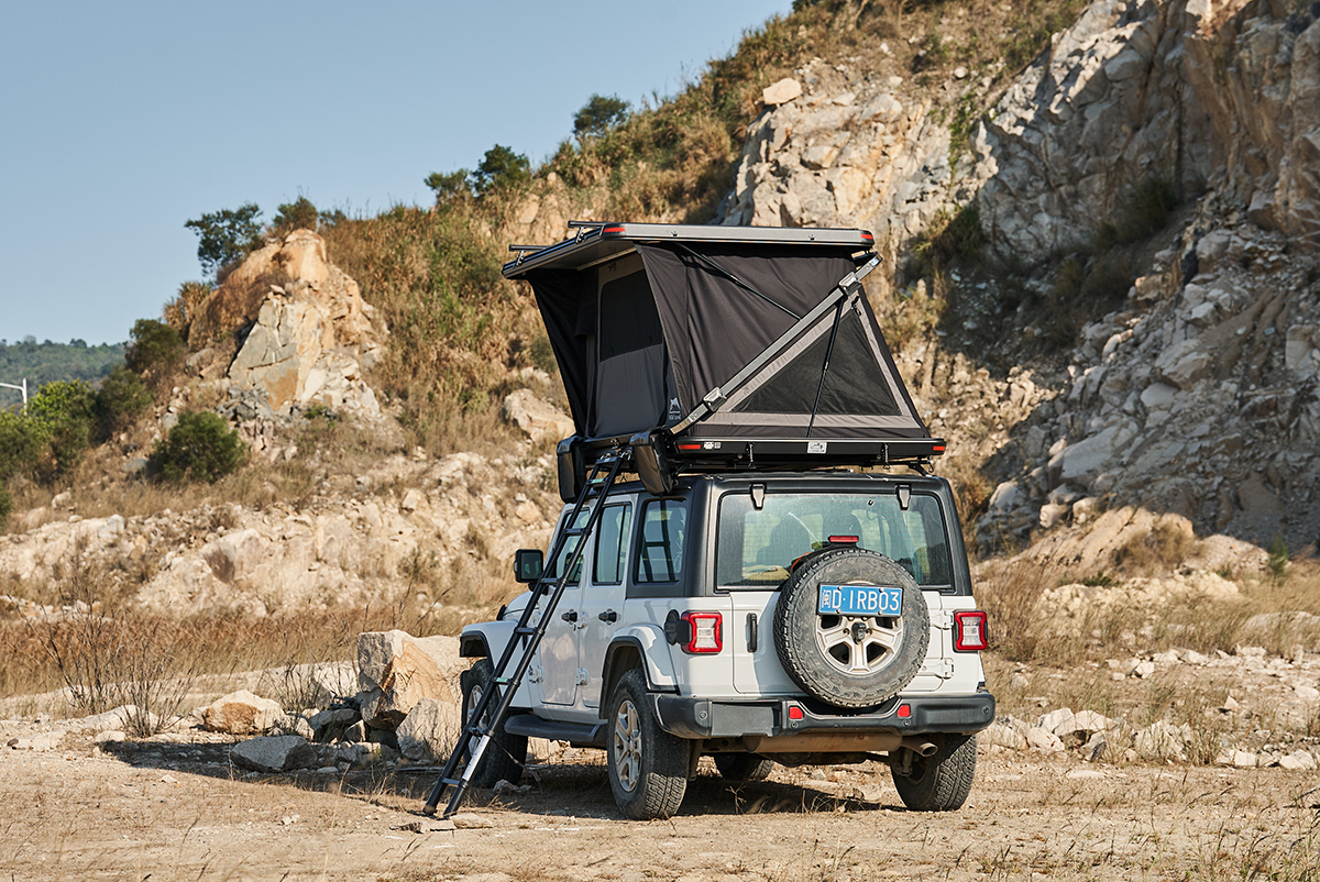 картинка Палатка на крышу автомобиля Wild Land Rock Cruiser 140 pro ECO