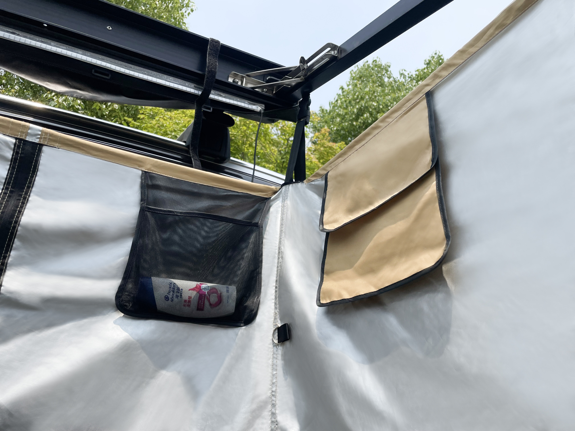 картинка Тент-маркиза РИФ - душевая кабинка с тканевой крышей