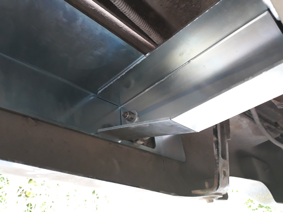 картинка Усилитель заднего бампера УАЗ Патриот 2017+ "AUTOGUR73"