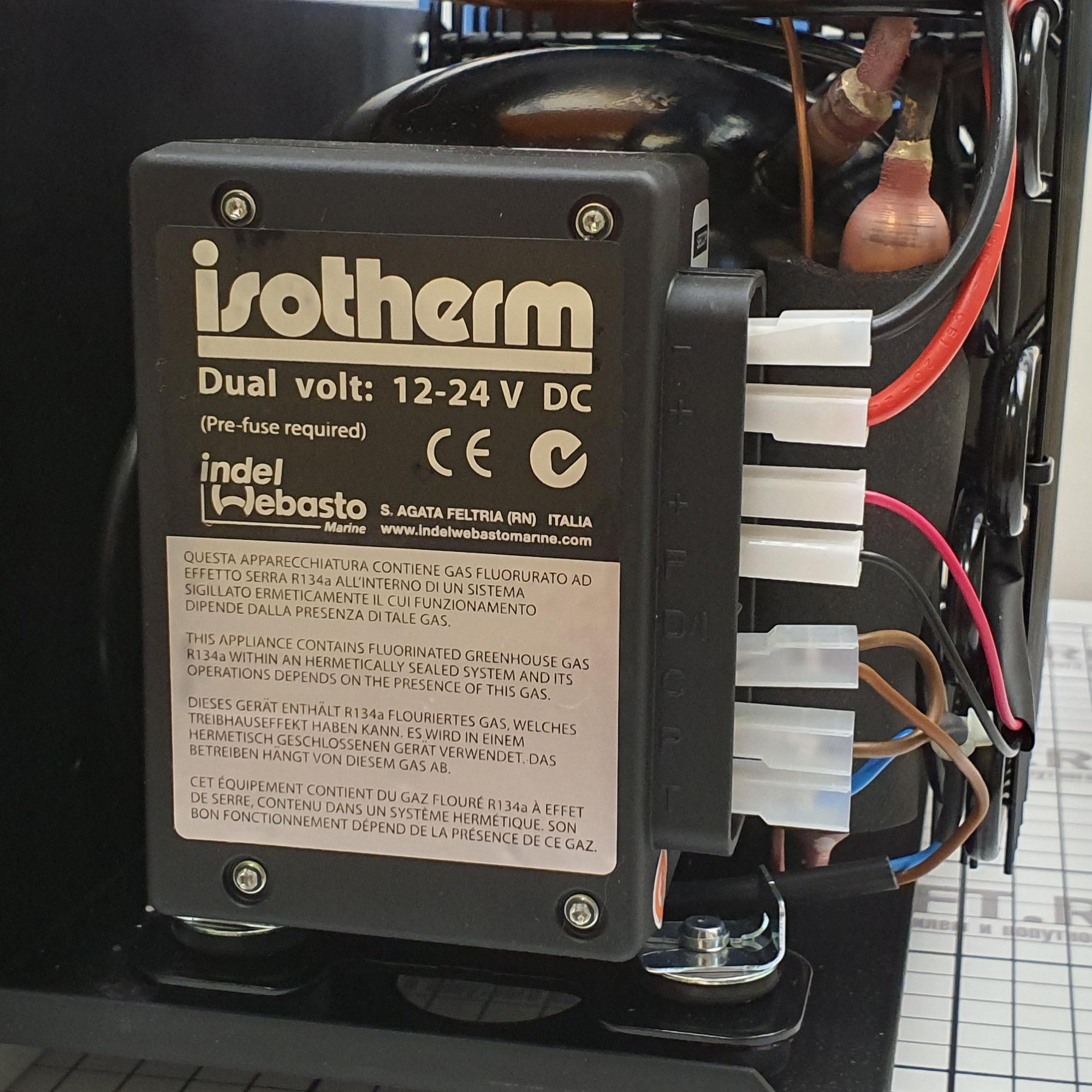 картинка Компрессорный автохолодильник Isotherm BI29L/V 12/24В