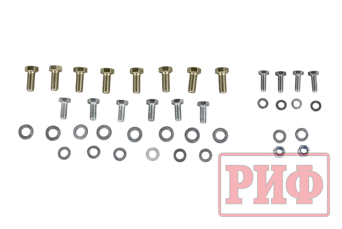 картинка Бампер задний РИФ Toyota Land Cruiser 100 с квадратом под фаркоп, калиткой и фонарями