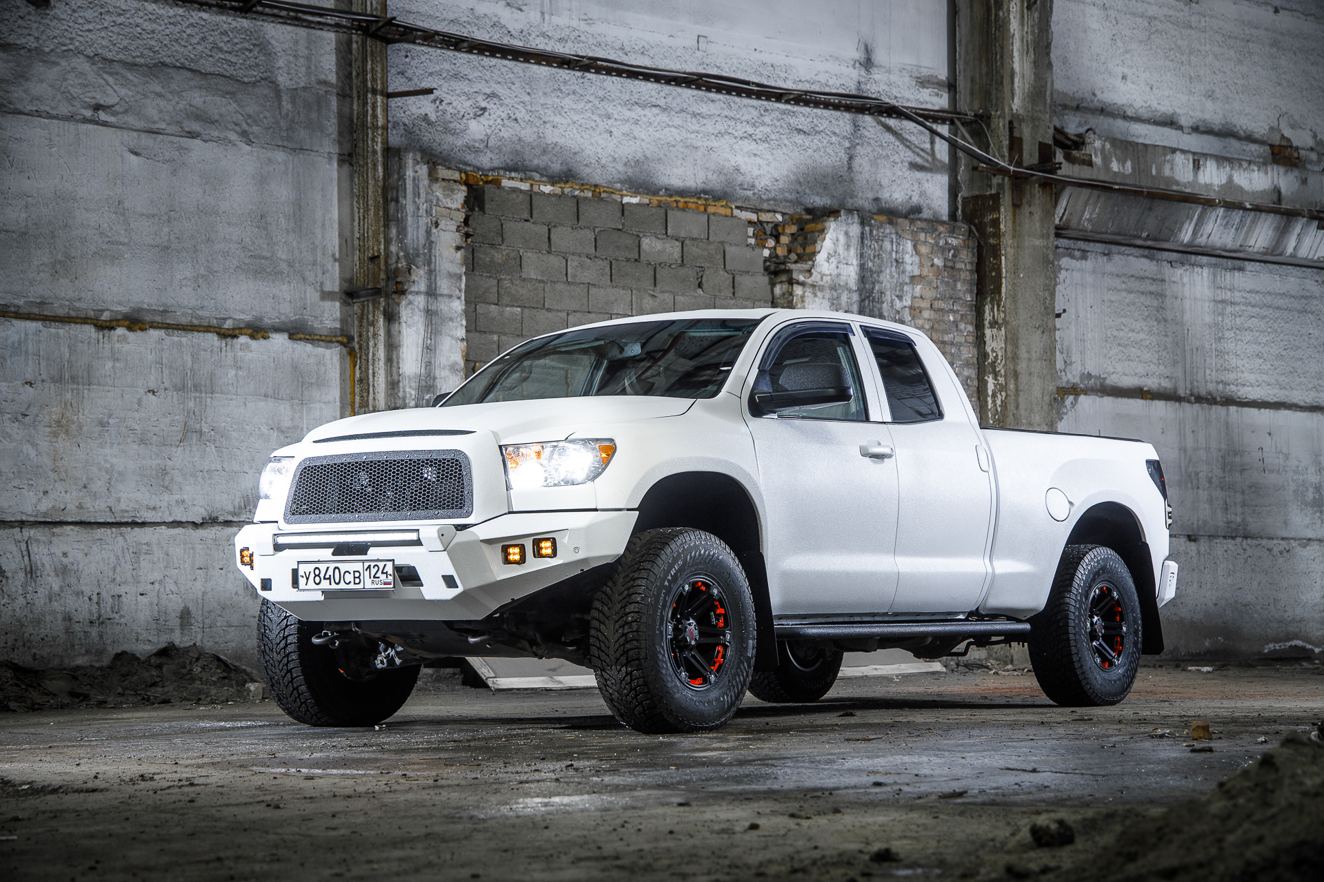 картинка Задние широкие крылья Toyota Tundra Double Cab 2006-2013