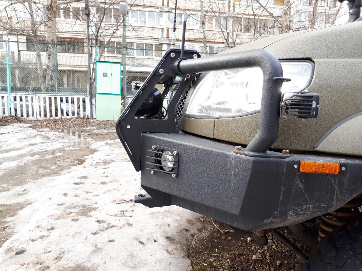 картинка Бампер передний KDTбез кенгурина с местами под штатные противотуманные фары для УАЗ Патриот