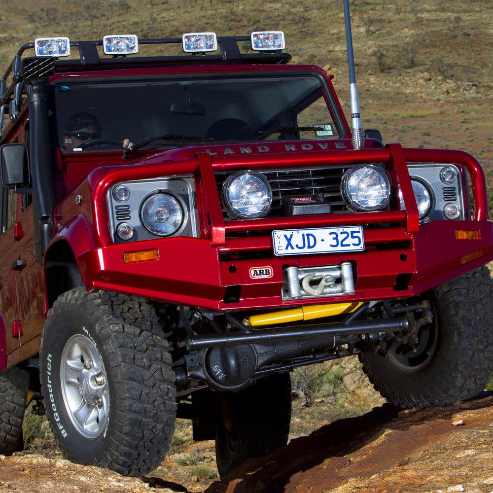 Бампер передний ARB DELUXE под лебедку Land Rover Defender