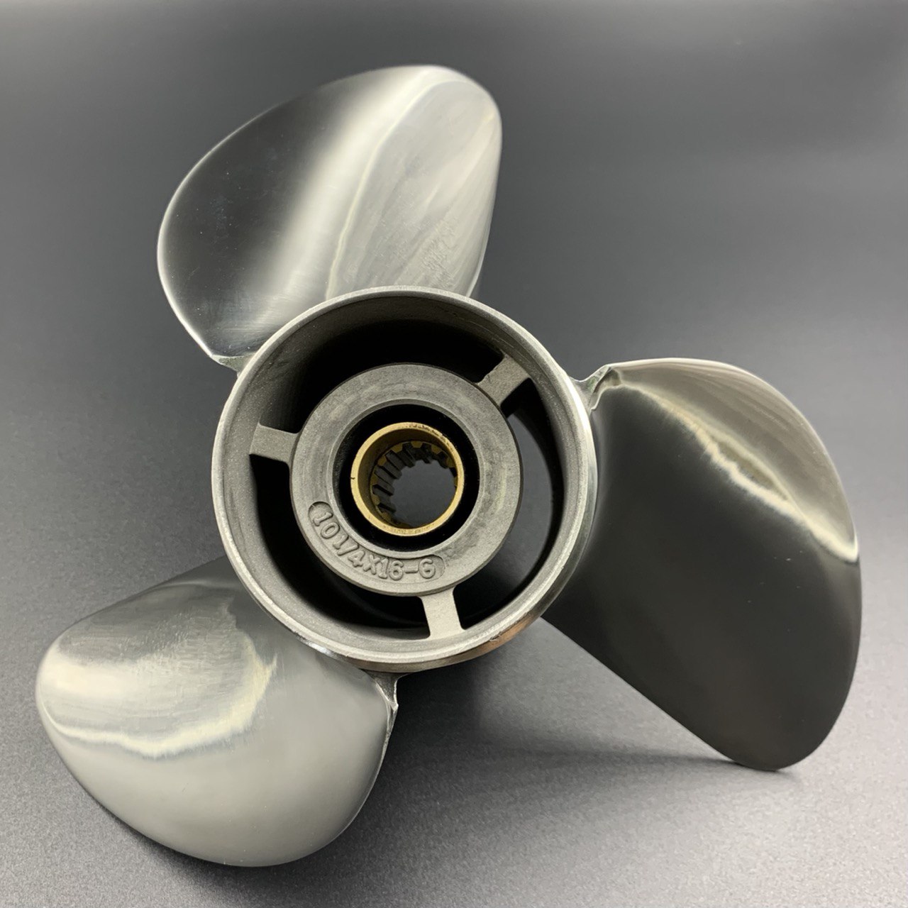 картинка Гребной винт Yamaha 40-55, F30-60 (3x10-1/4x16) (Сталь)