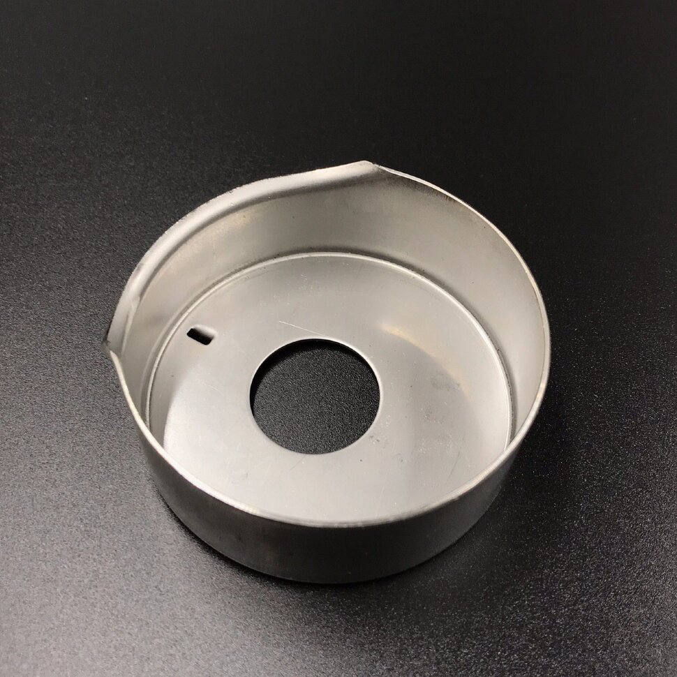 картинка Стакан помпы охлаждения Suzuki DF40-90(A) (Suzuki)