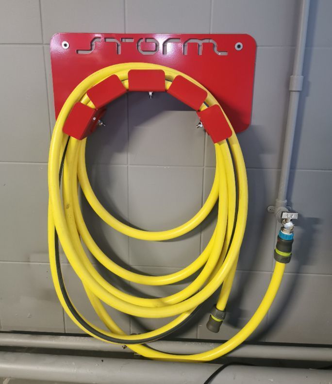 картинка Держатель шланга на стену универсальный