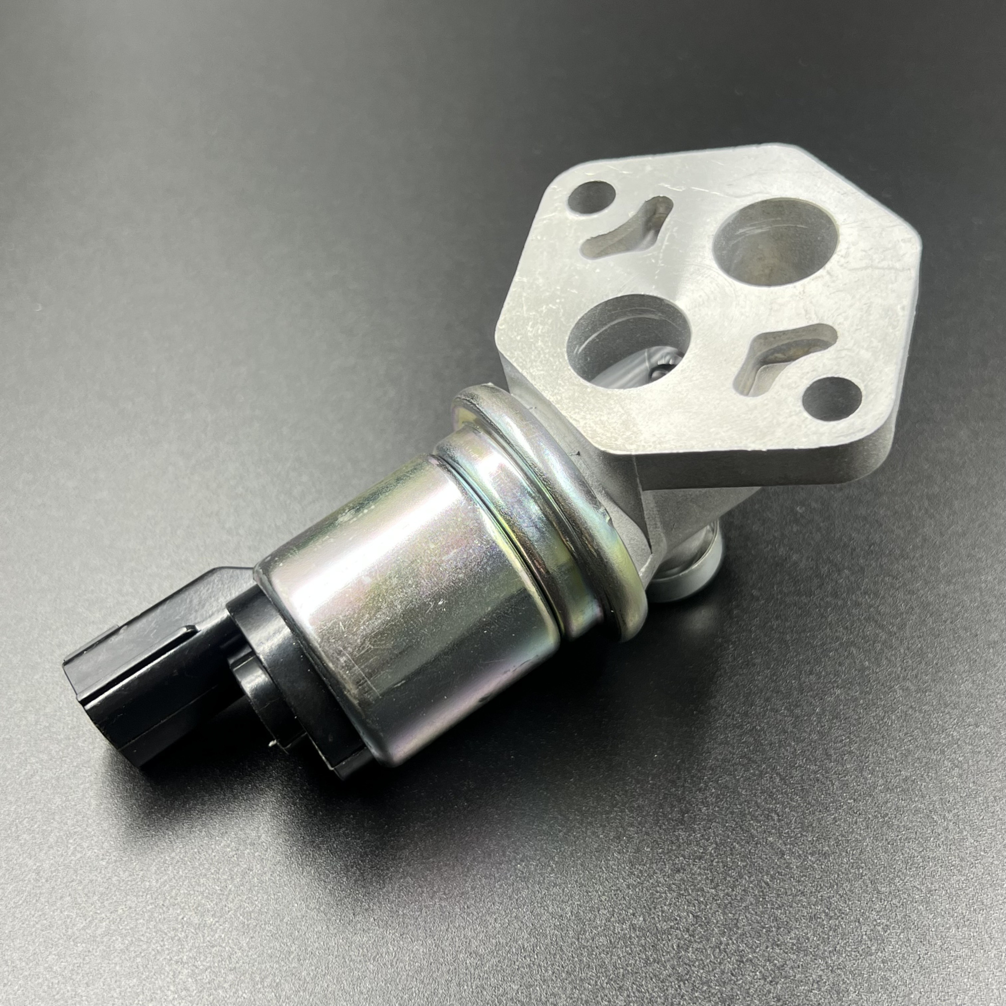 картинка Клапан холостого хода Suzuki DF90-140, DF100-140(A) (PREMARINE)