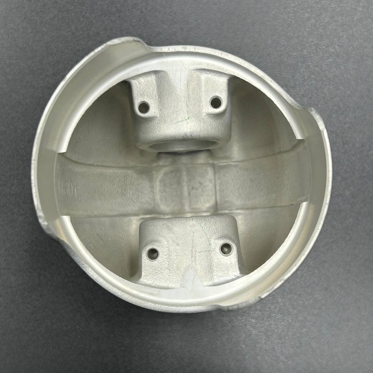 картинка Поршень Yamaha 60-70 (6H3-11631-01) (STD) (Yamaha)