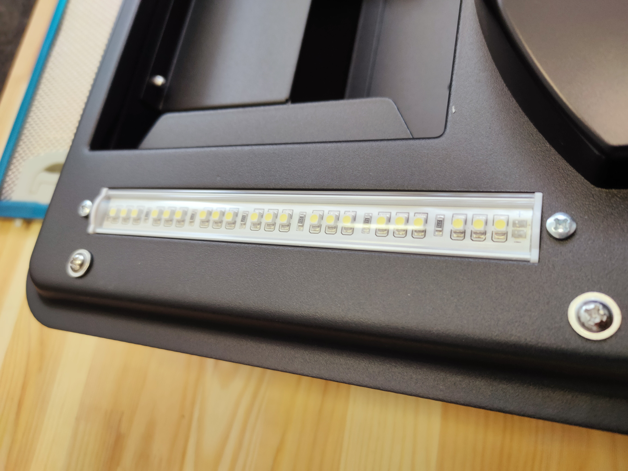 картинка Вытяжка для автодома Sanjo 3J-120A