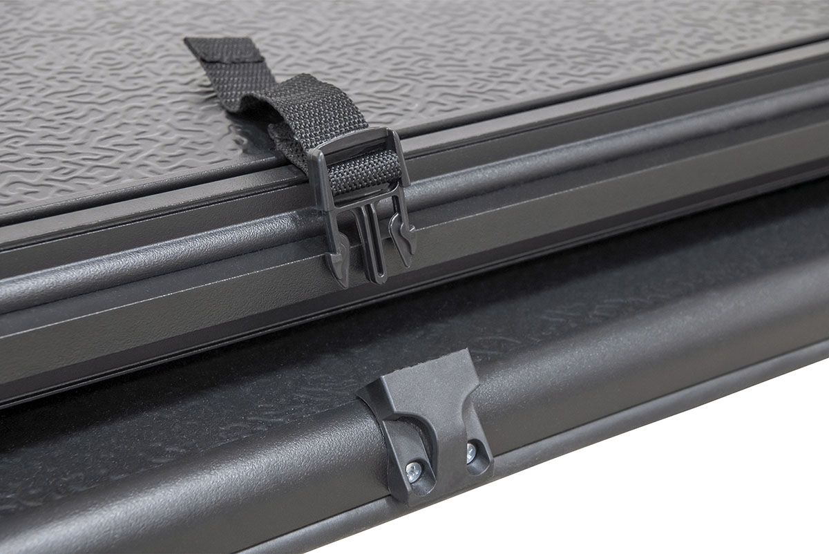 картинка Крышка кузова Mitsubishi L200 2015+, трёхсекционная, алюминиевая, черная