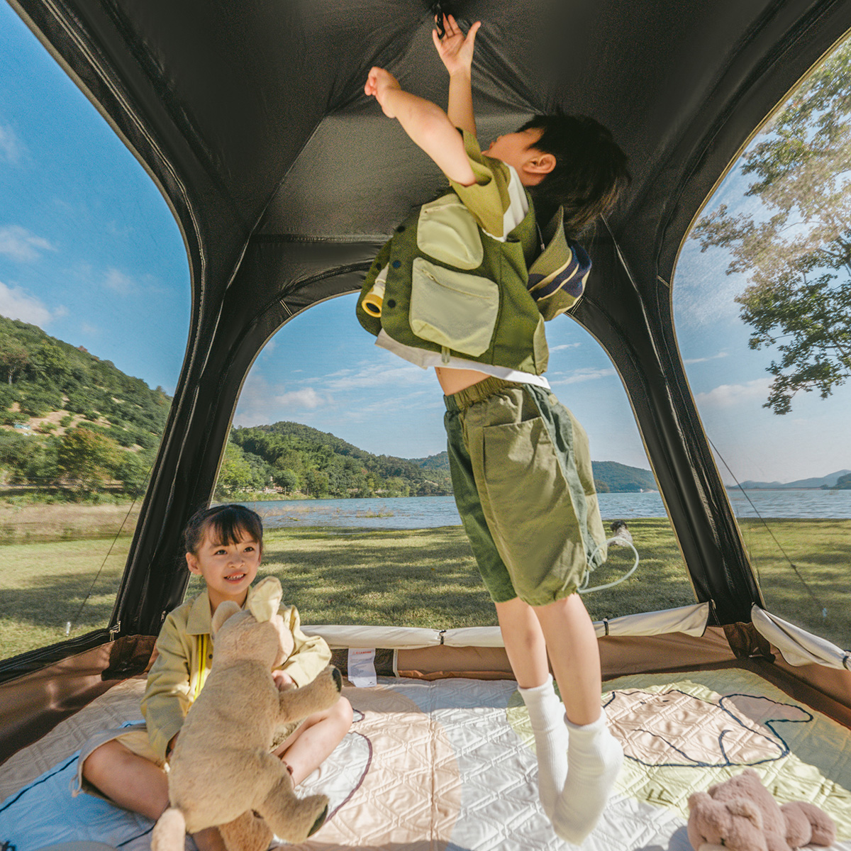 Палатка Naturehike Ango Automatic CNK2550WS010 четырехместная, c навесом, серая