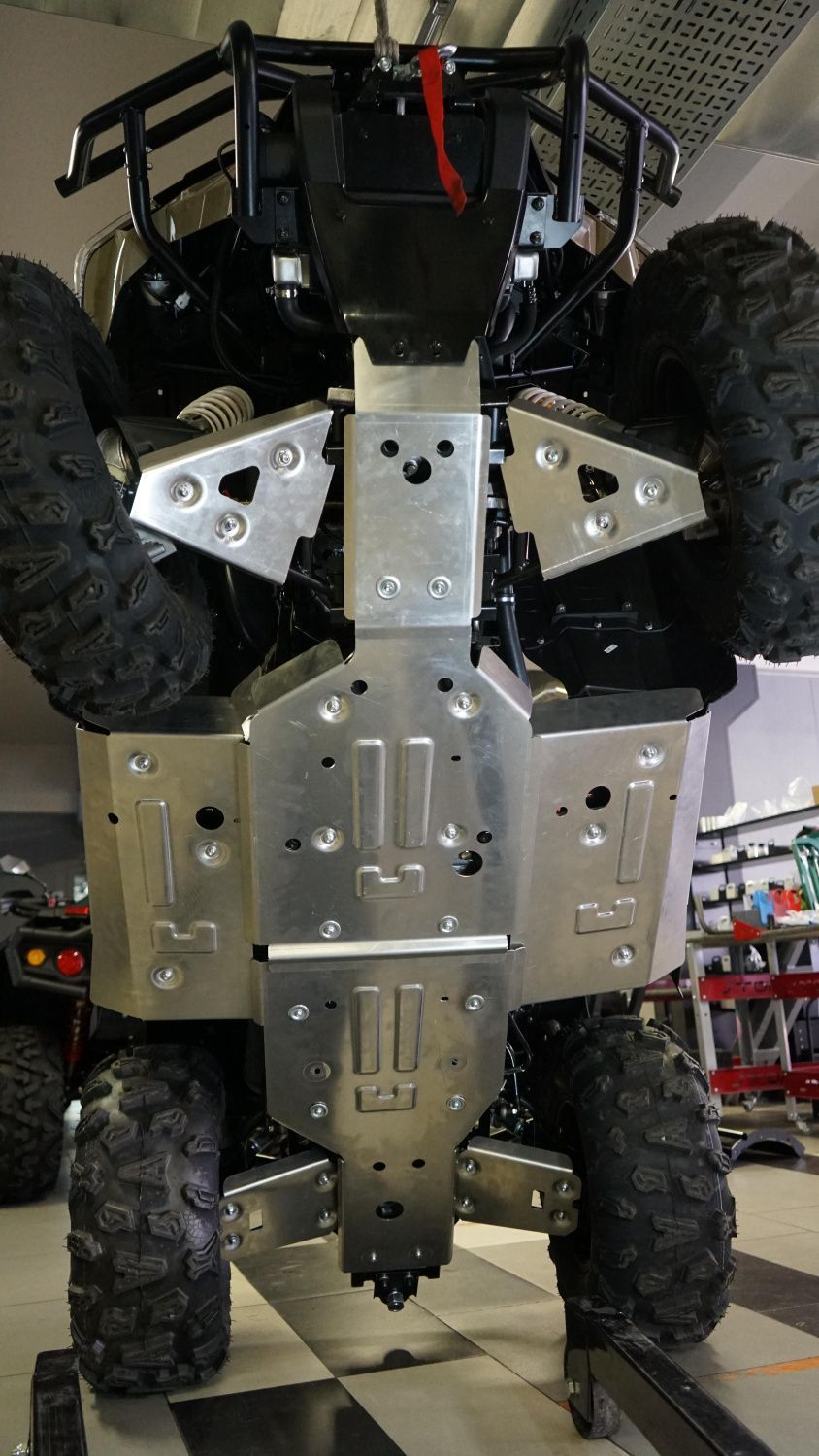 картинка Полный комплект защиты днища для LINHAI M550L