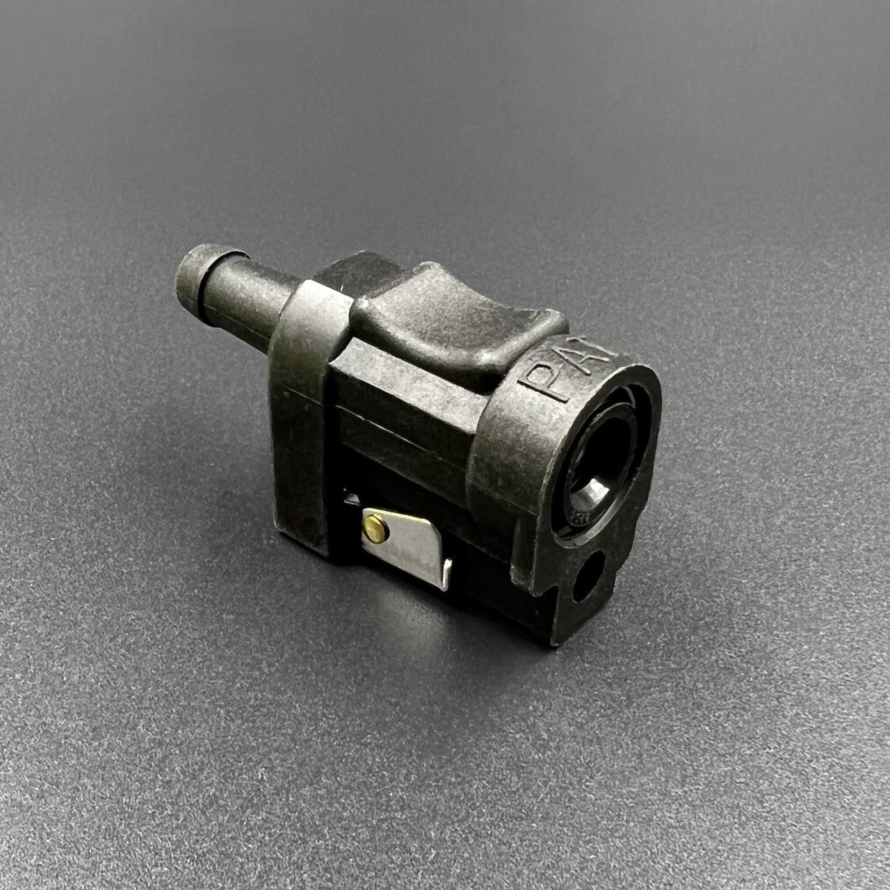 картинка Коннектор топливный Yamaha 2-250, F80-100 (KACAWA)