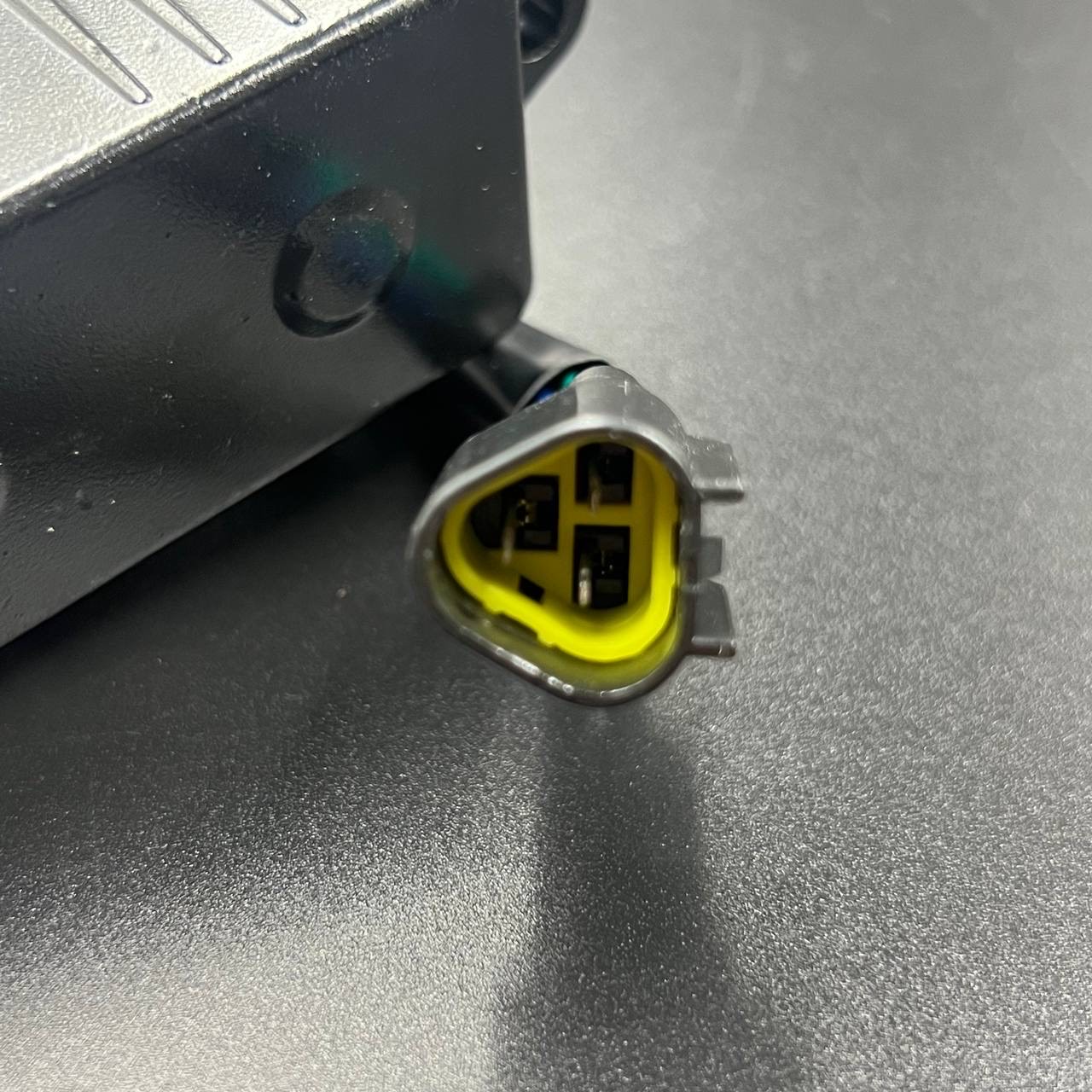 картинка Реле гидроподъемника Yamaha 50-250 (Kacawa)