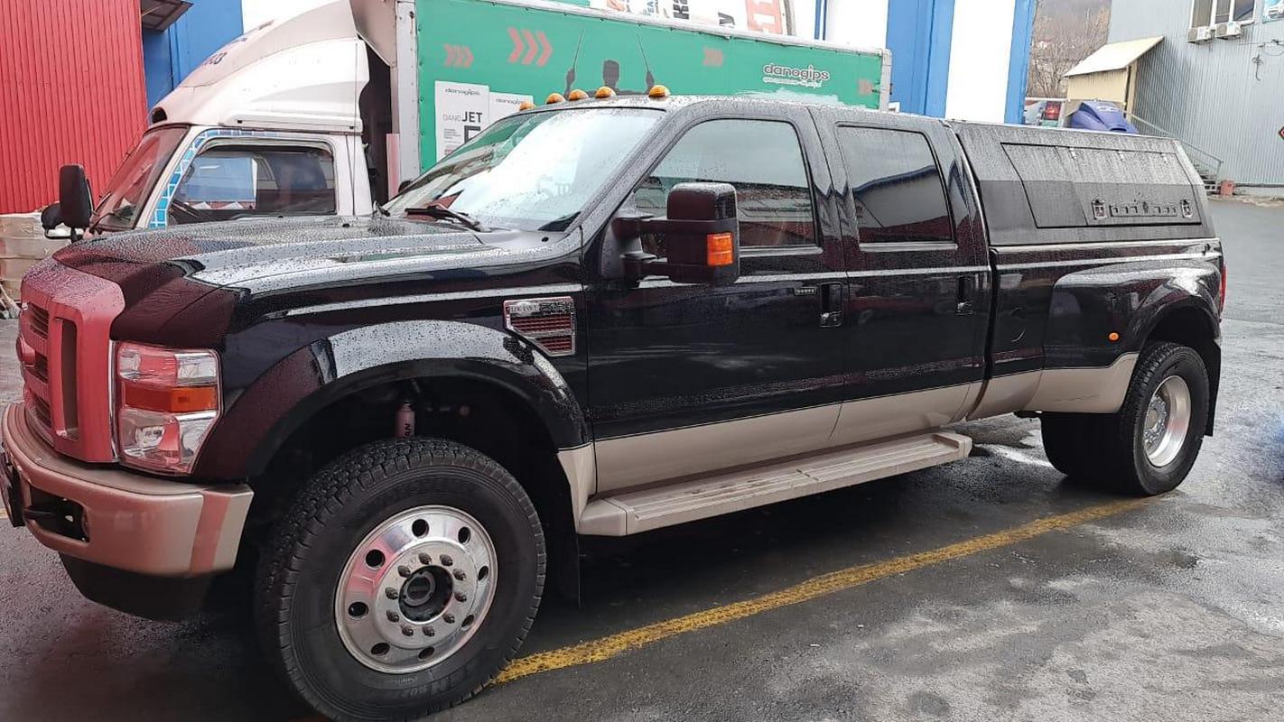 картинка Кунг 3-дверный Ford F-450