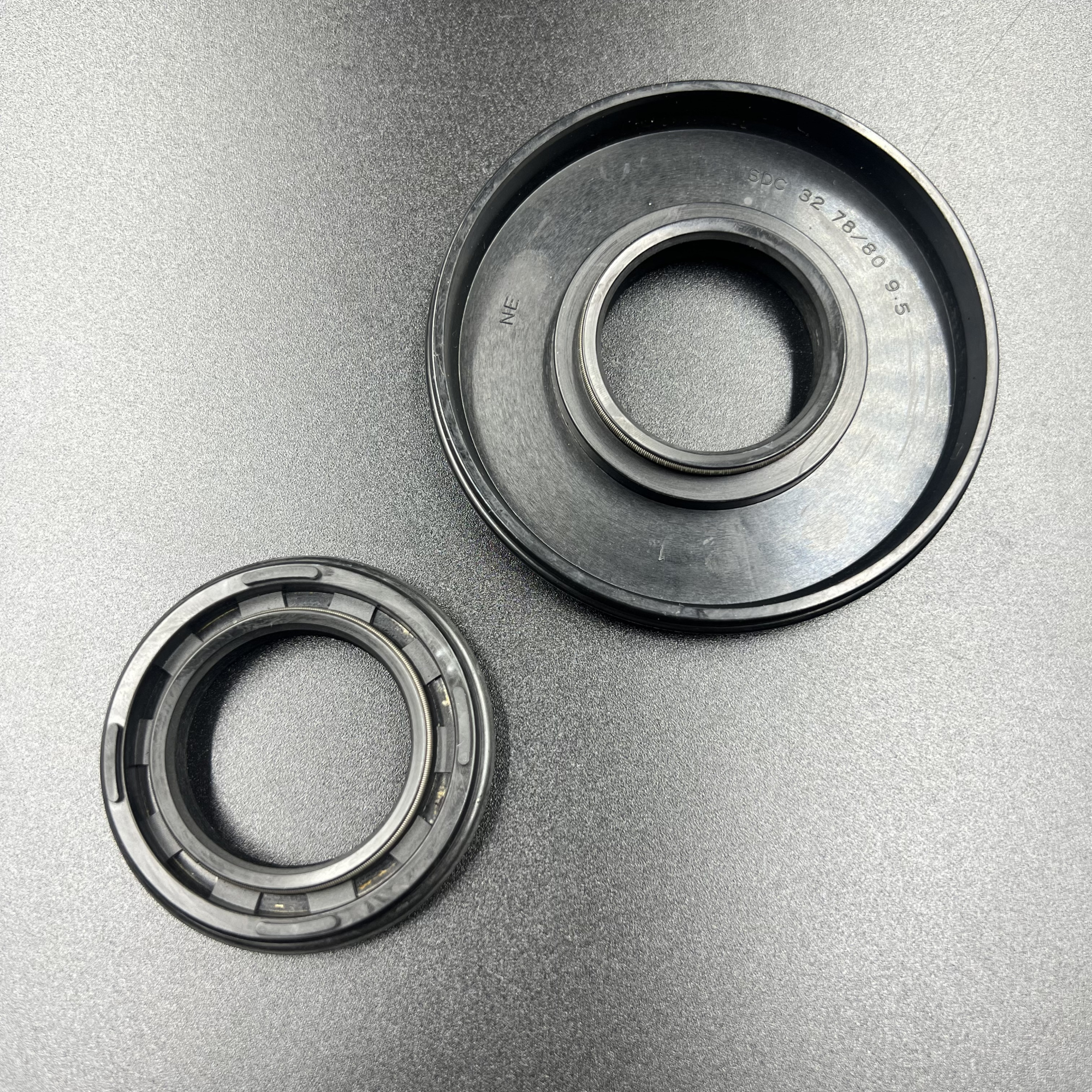 картинка Комплект сальников коленвала Yamaha VK540 (93103-32095; 93103-32156) (Osaka)