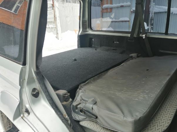 Органайзер "Экспедиция" для Mitsubishi Pajero 2 Черный