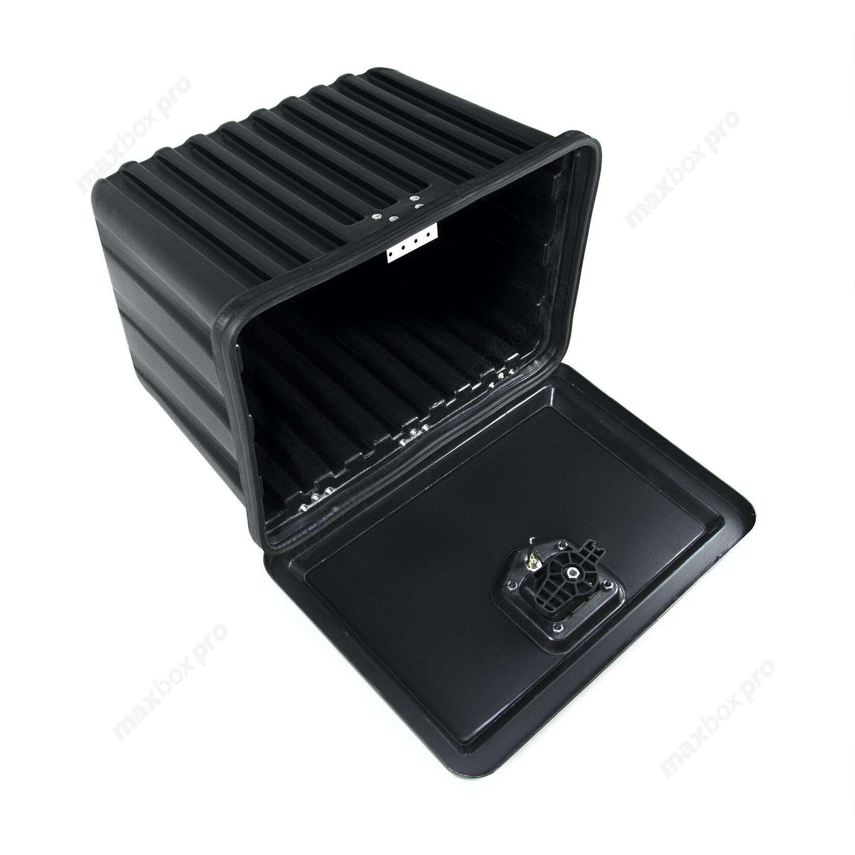 Ящик для грузовика MaxBox PRO 600 инструментальный (77 литров)