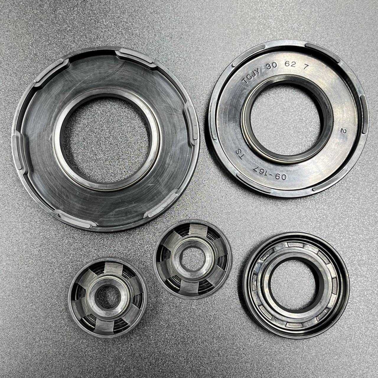 картинка Ремкомплект двигателя SKI-DOO 583 (96-99)(420995878) (KINETIX)