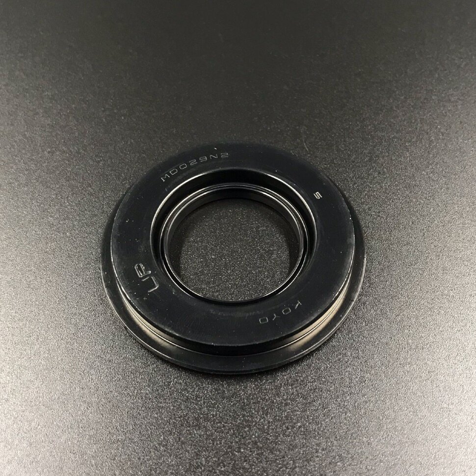 картинка Лабиринтное уплотнение коленвала Yamaha 9.9-15 (резиновое) (Yamaha)