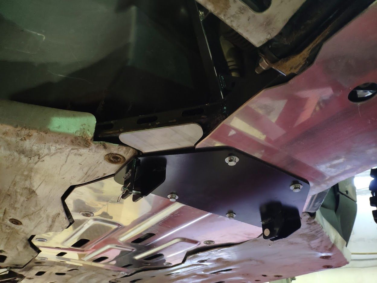 картинка Площадка для снегового отвала U FORCE 1000 (U10 EPS)