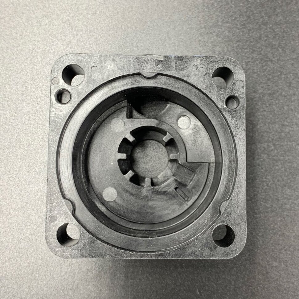 картинка Корпус помпы охлаждения Yamaha 20-25, F20-25 (Yamaha)