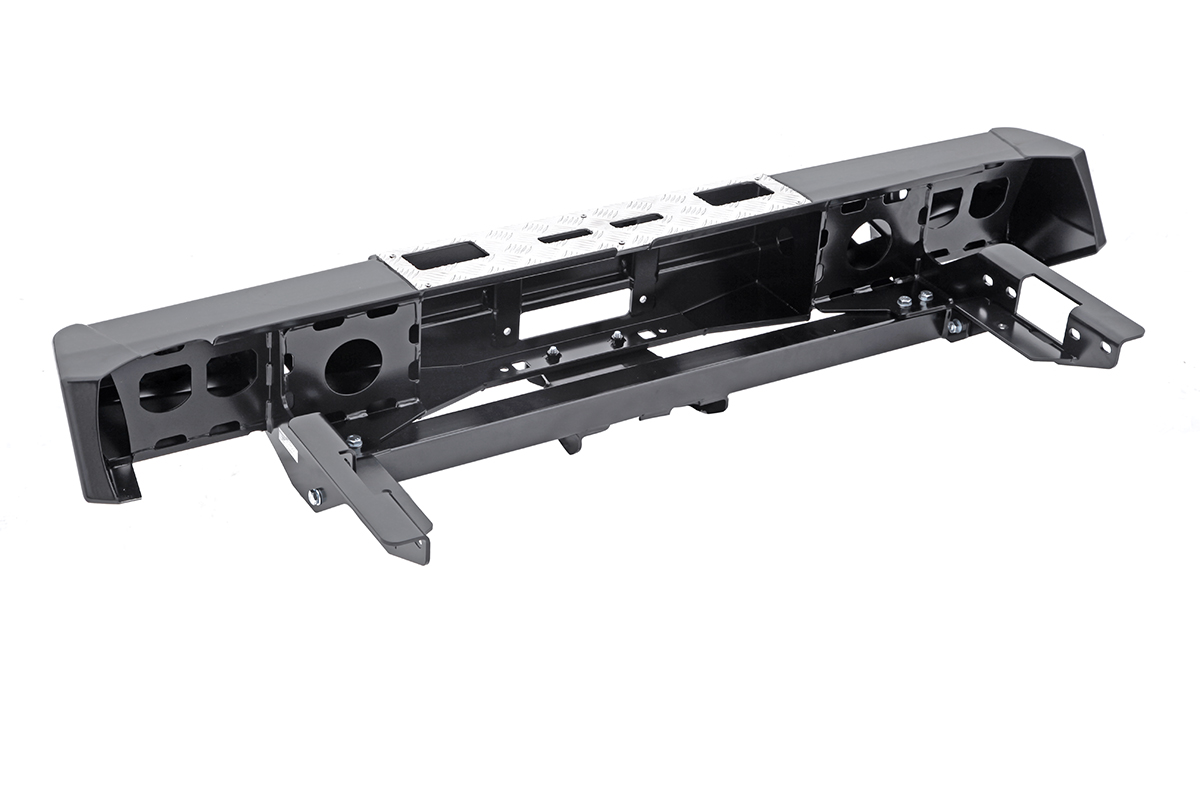 картинка Бампер задний РИФ Toyota Hilux 2015+ с площадкой под лебедку и квадратом под фаркоп