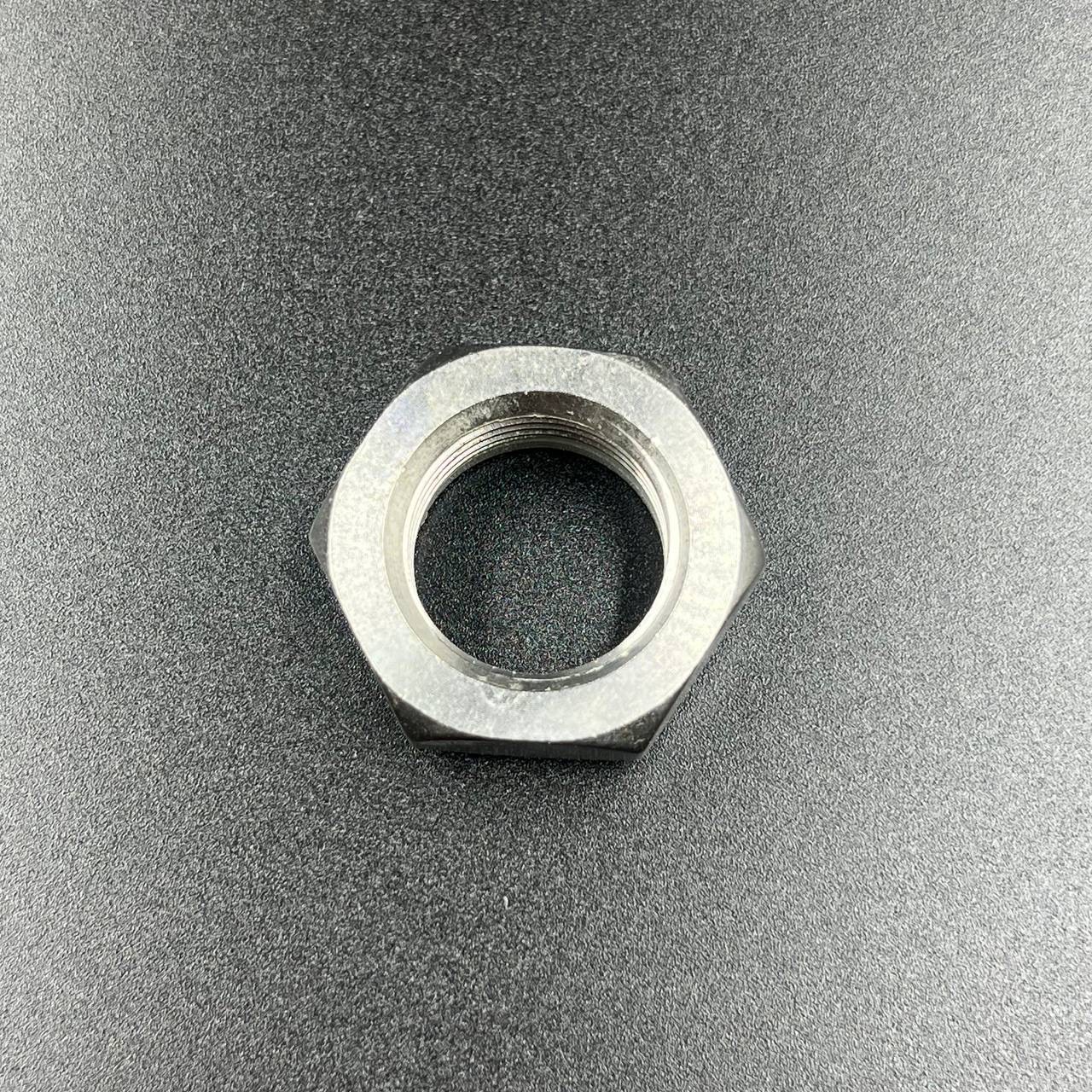 картинка Гайка на ось подъема двигателя Yamaha F40-350 (90185-22007) (PREMARINE)