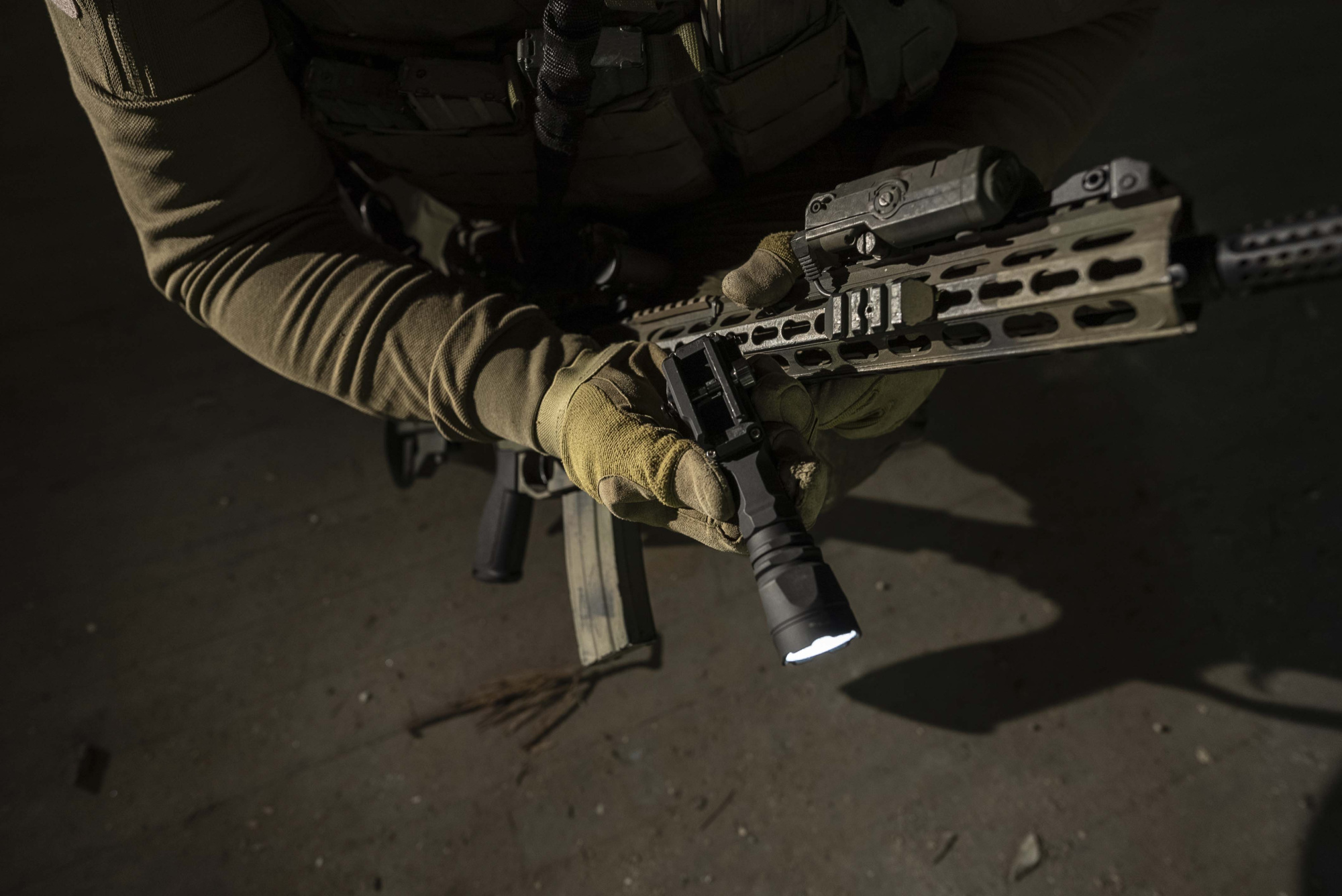 картинка Фонарь подствольный Armytek Parma C2IR Pro