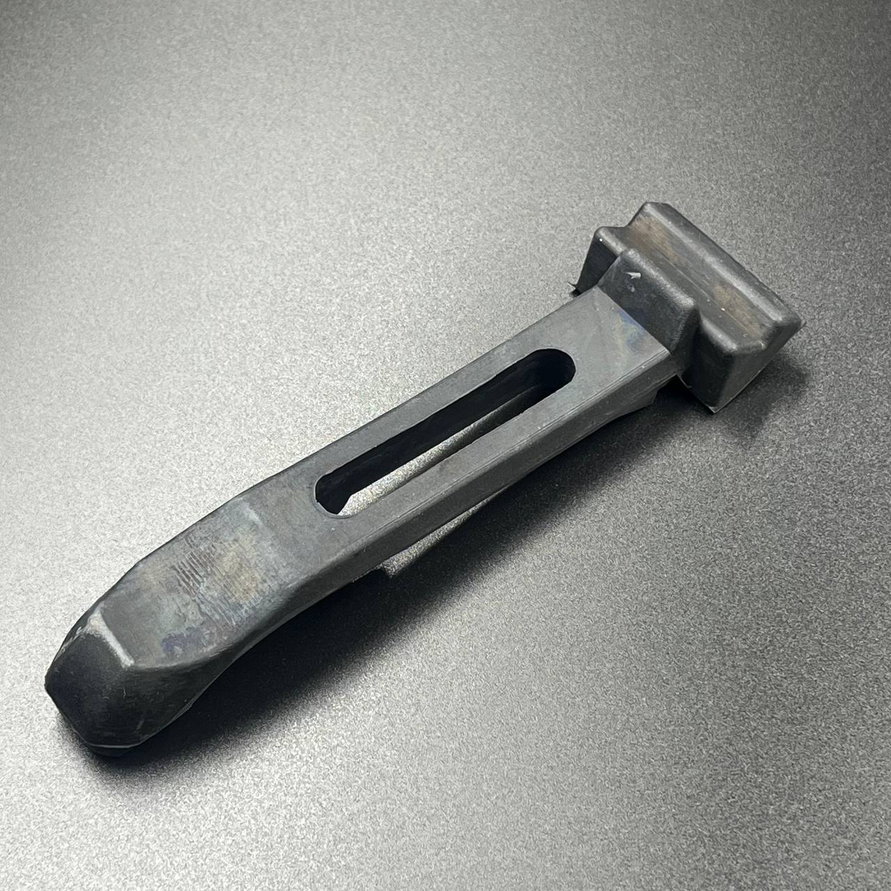 картинка Замок (фиксатор) капота BRP Ski-Doo, Lynx (517302152; 570070600) (SINERA)