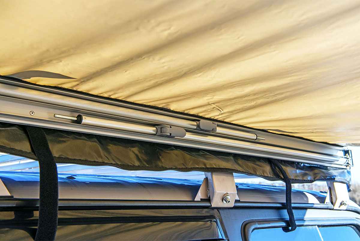 картинка Палатка с автомобильным тентом-маркизой, солнцезащитная РИФ  2х2 м 