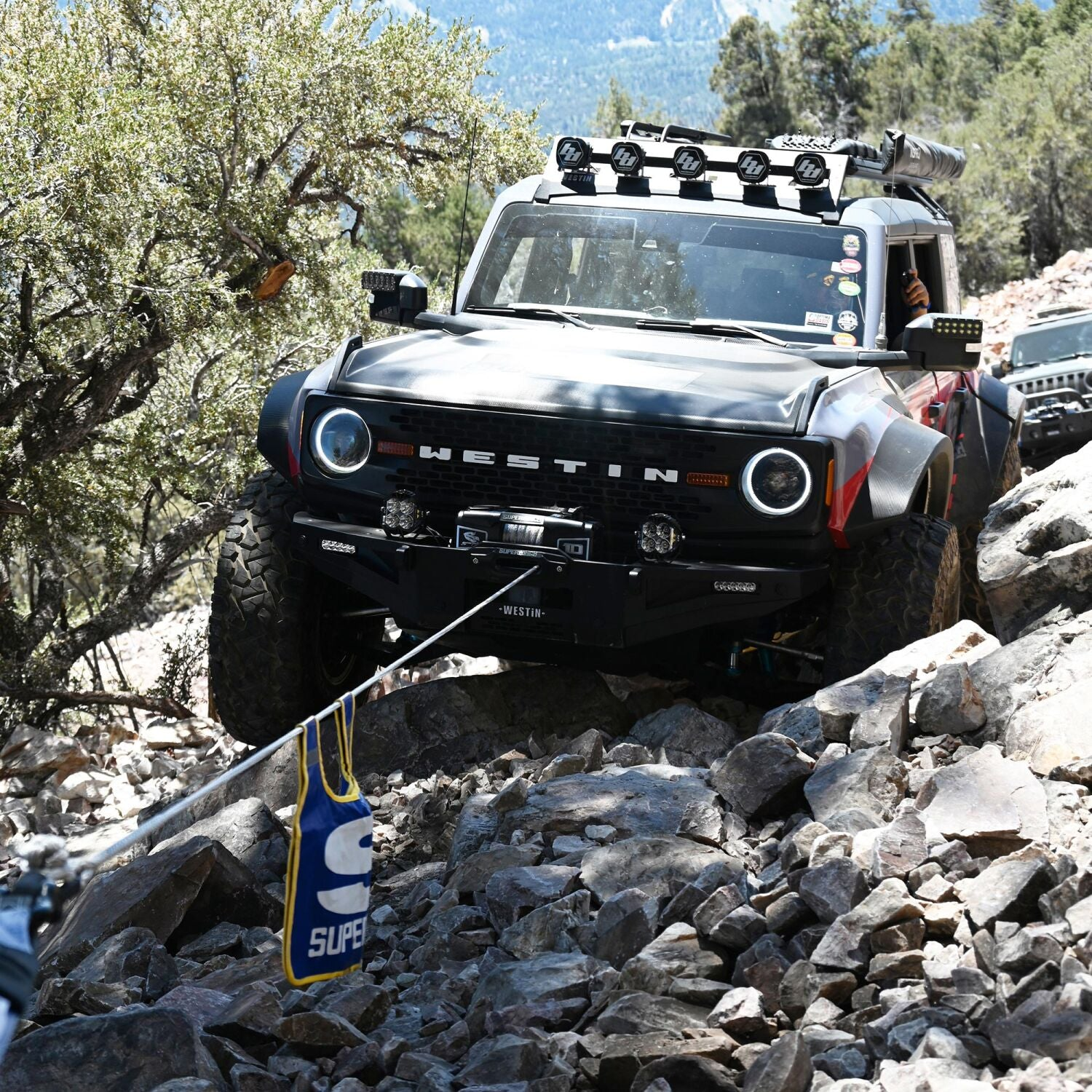 Лебедка SUPERWINCH Scorpion 10000 SR двухскоростная 12В