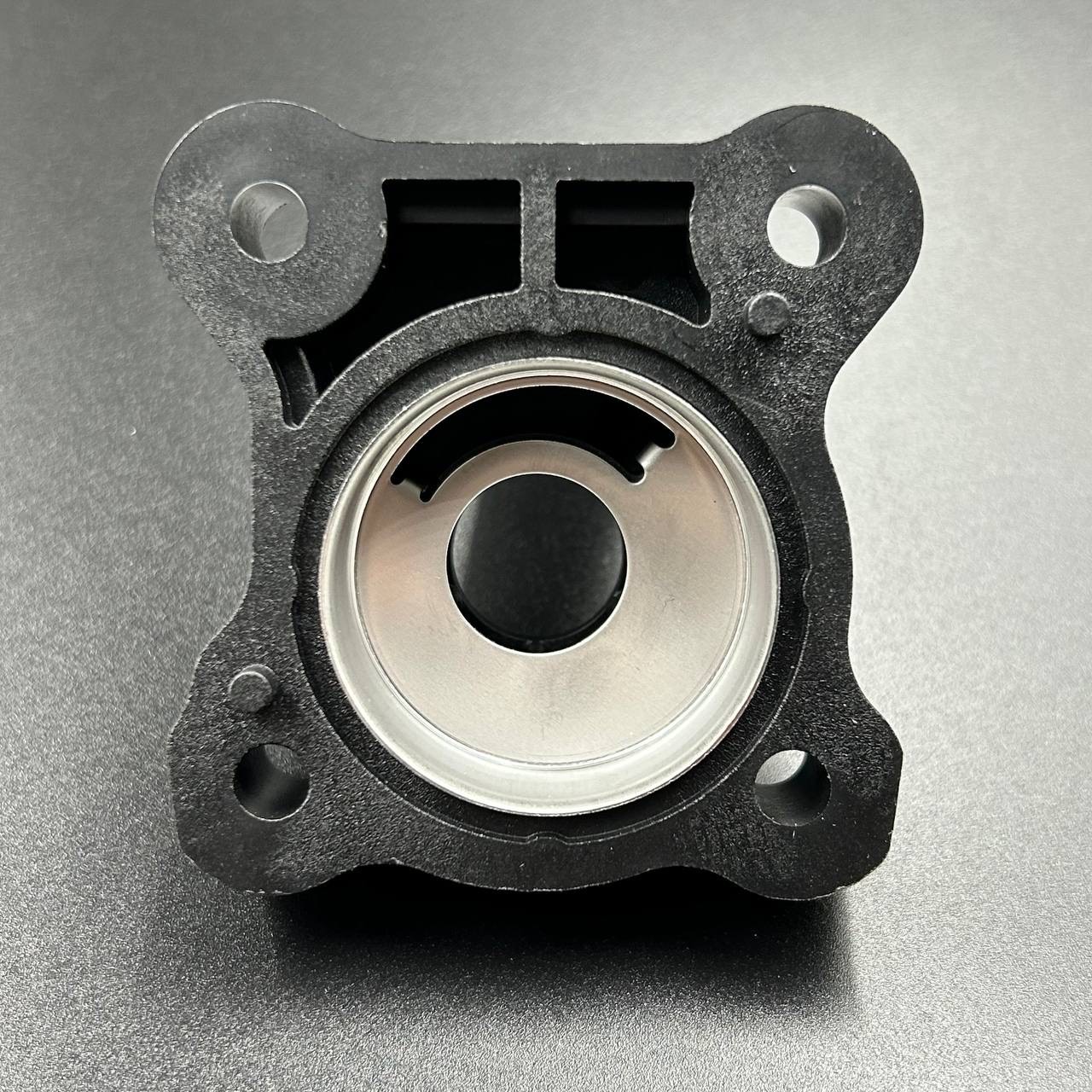 картинка Корпус помпы охлаждения Honda BF8-20 (19215-ZW9-010) (PREMARINE)